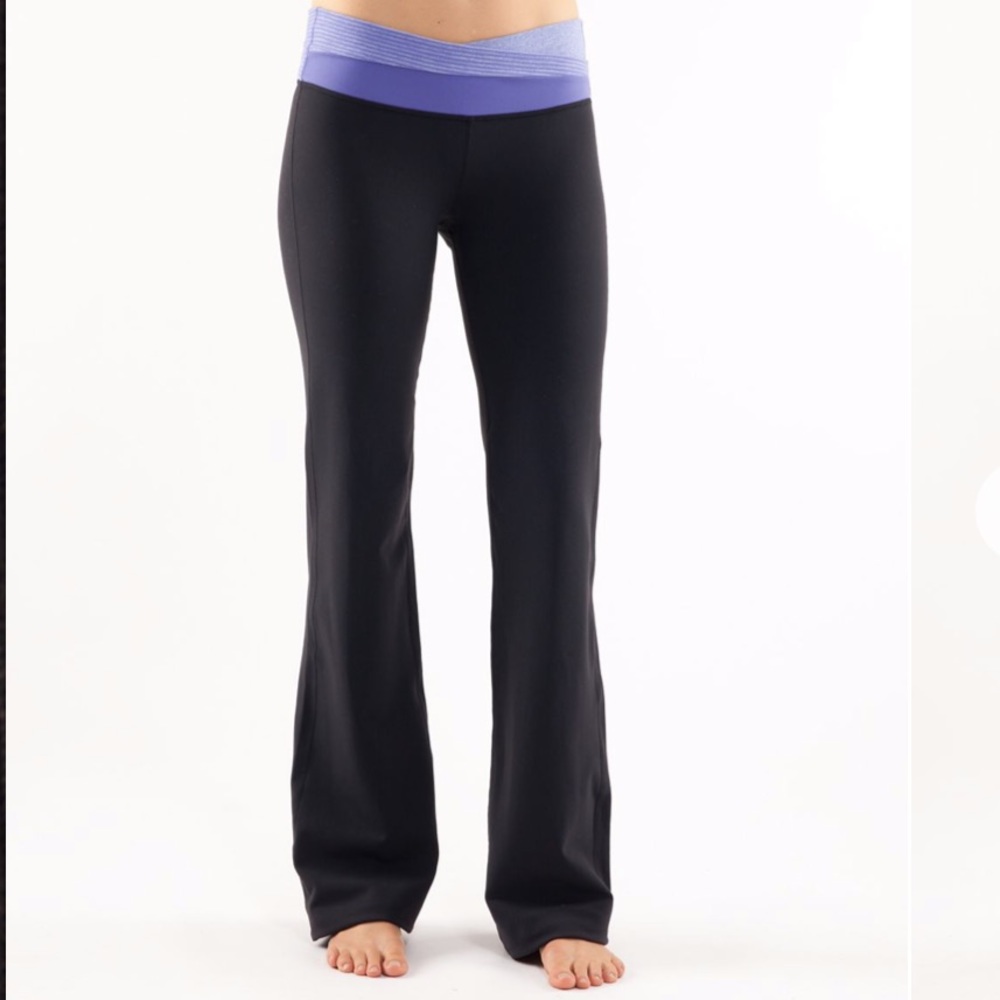 LULULEMON ASTRO PANT size 6